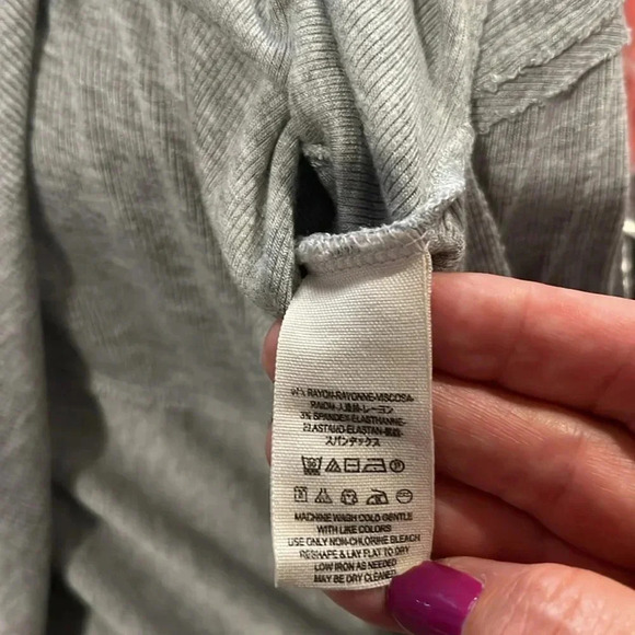 Free People We The Free Grapevine Light Gray Tunic style top in XS - Picture 11 of 13